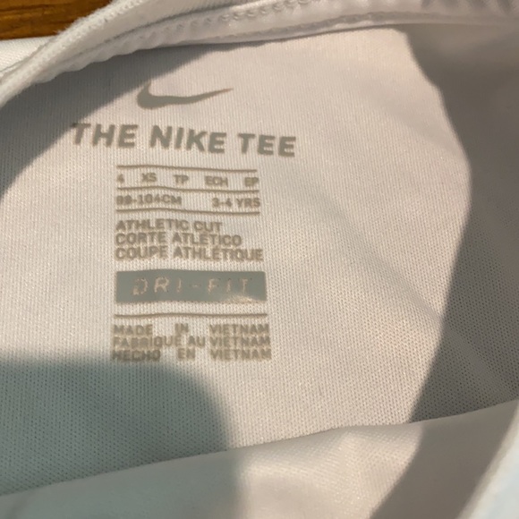 Bundle boys sz4 shirts *EUC - Picture 4 of 10